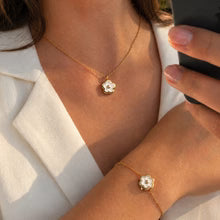 Fleur Chain Bracelet