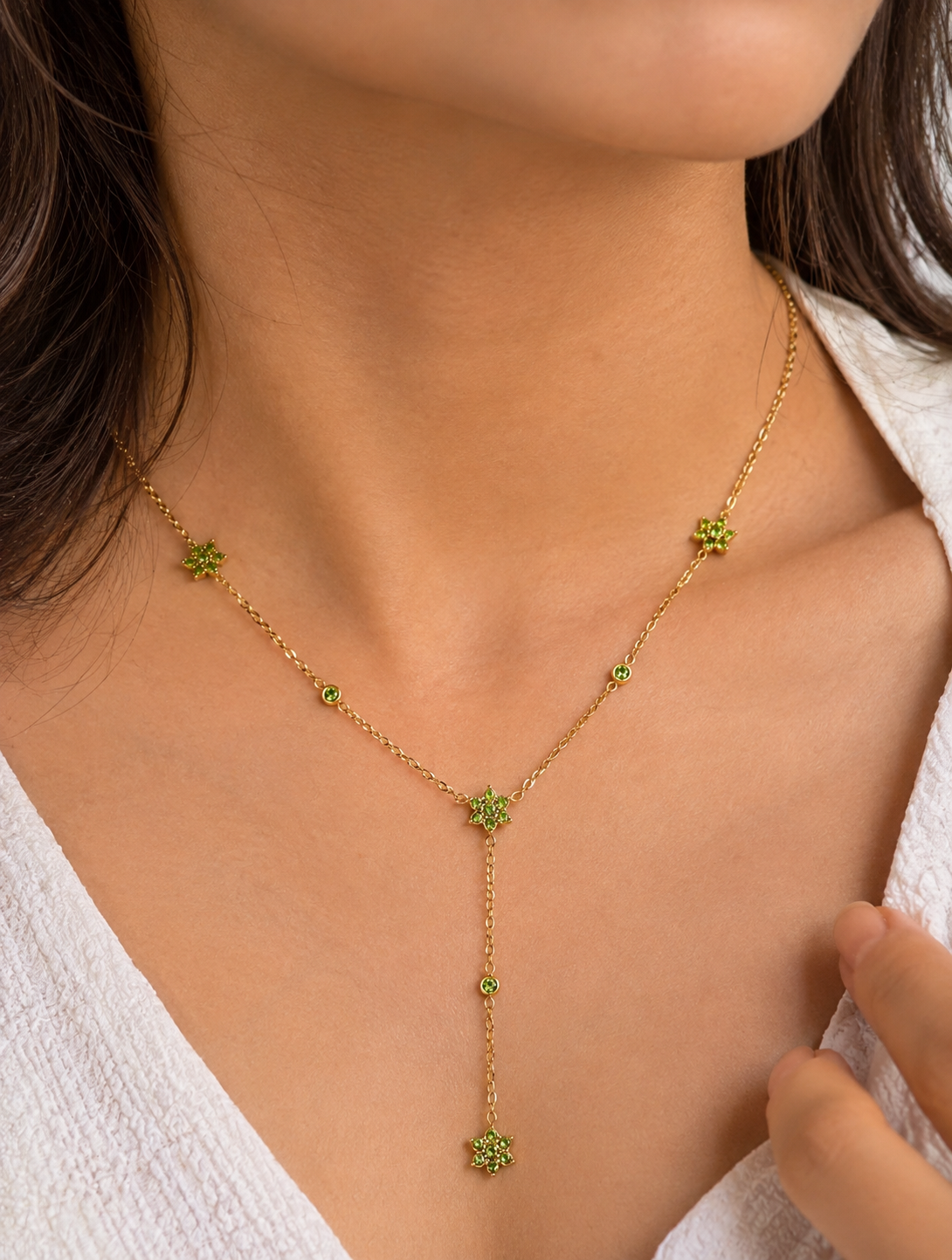 Emerald Bloom Lariat Y-Tie Chain Necklace