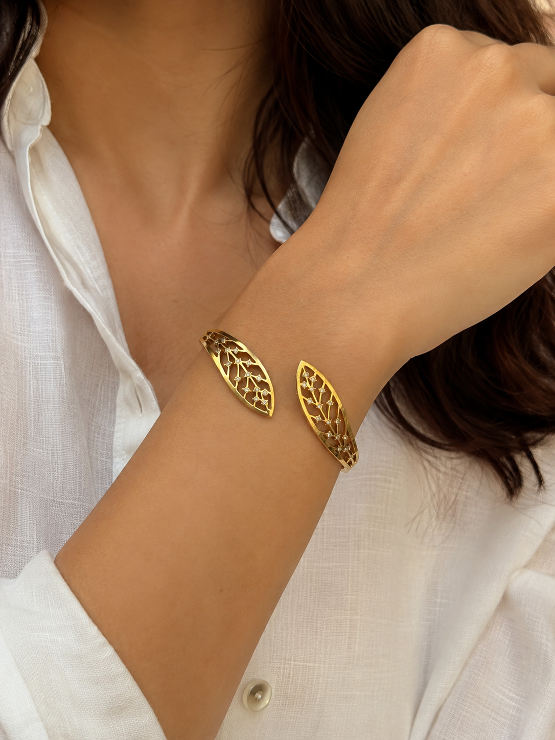 Leaf Design Open Cuff Bracelet