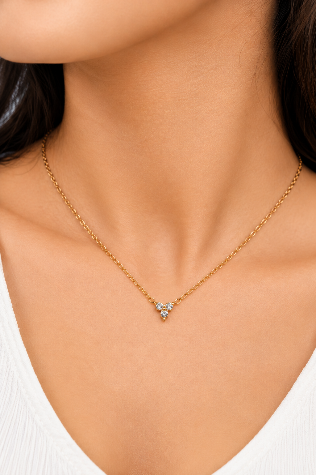 Delicate Mini Stone Flower Pendent