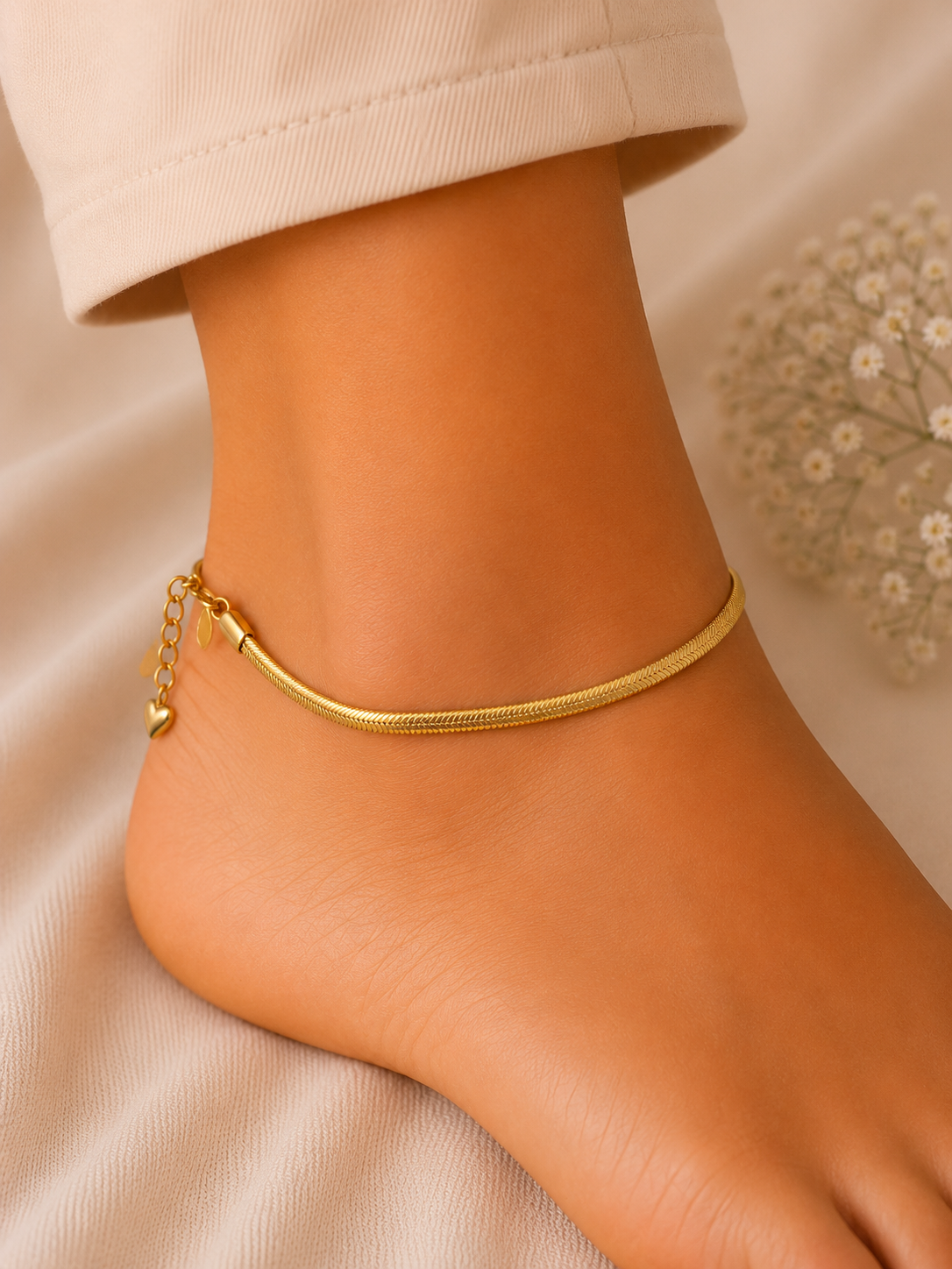 Sleek Snake Chain Gold Anklet