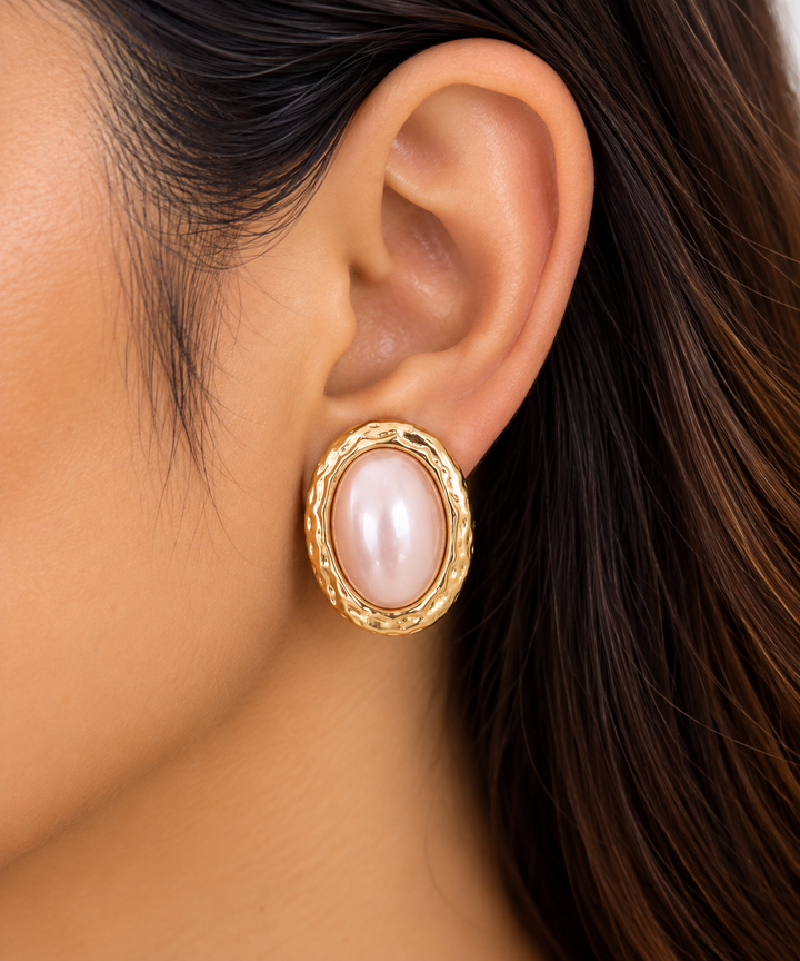 Oversized Pink Pearl Gold Earring