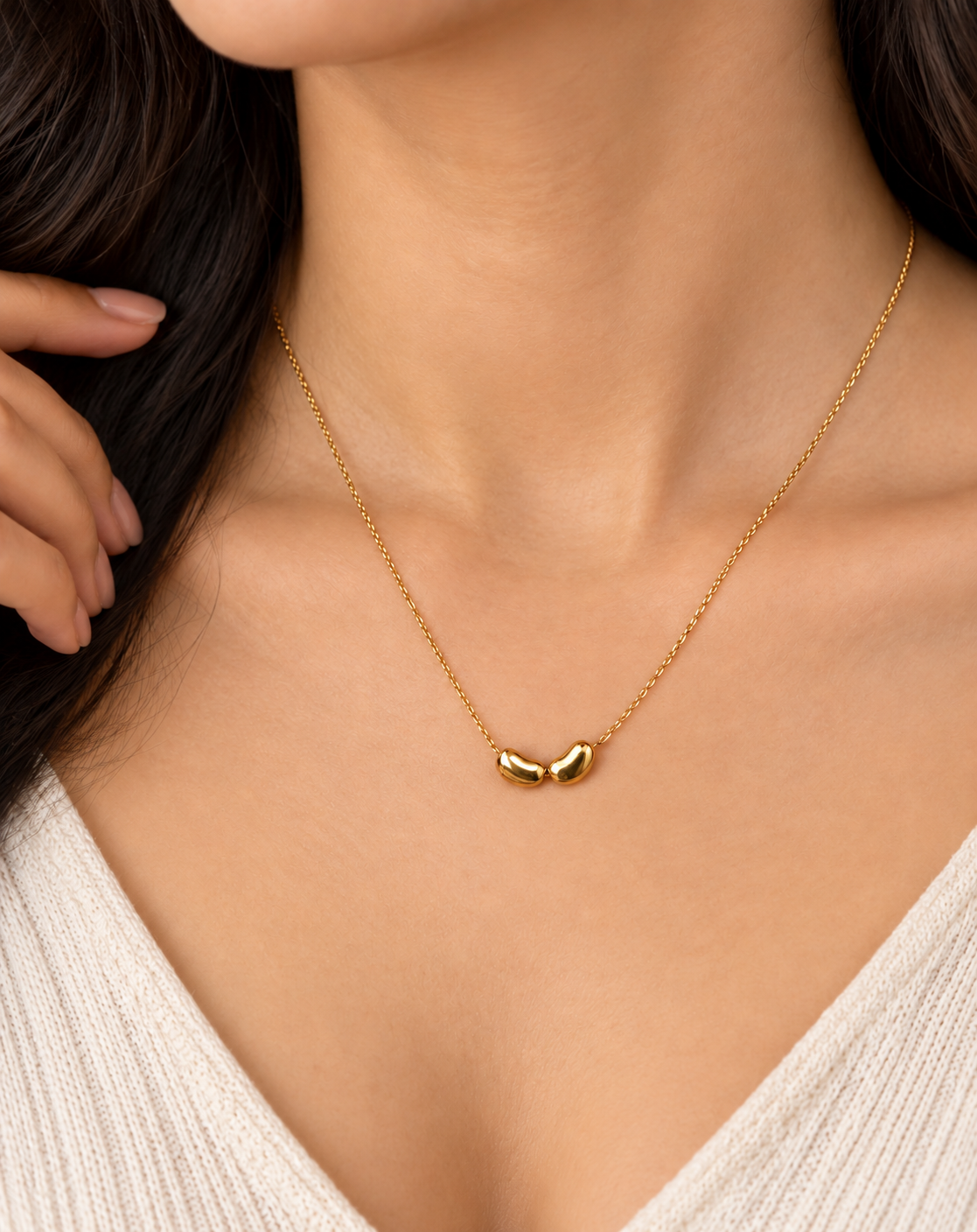 Dainty Gold Bean Pendant Necklace