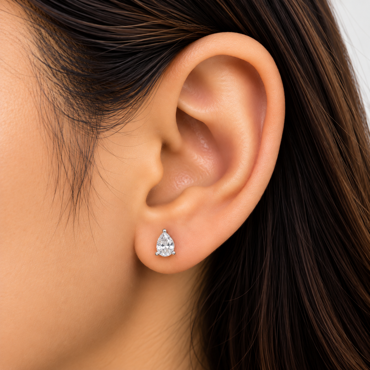 Classic Pear-Cut Crystal Stud Earring