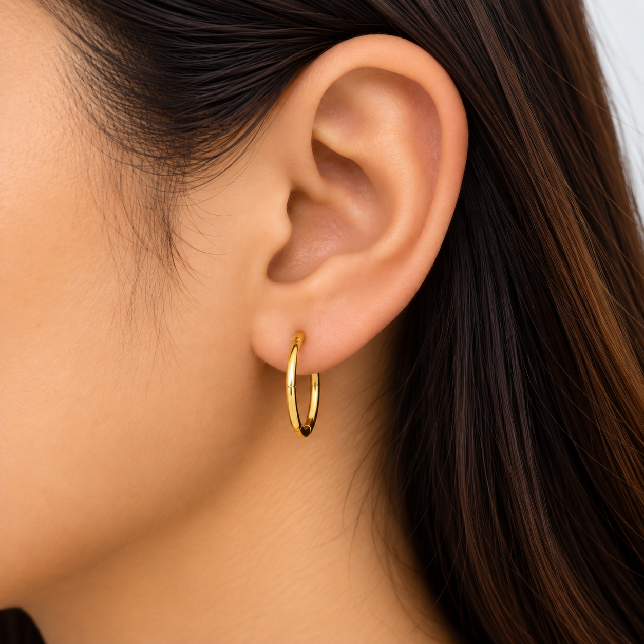 18K Gold Sleek Bali Earring