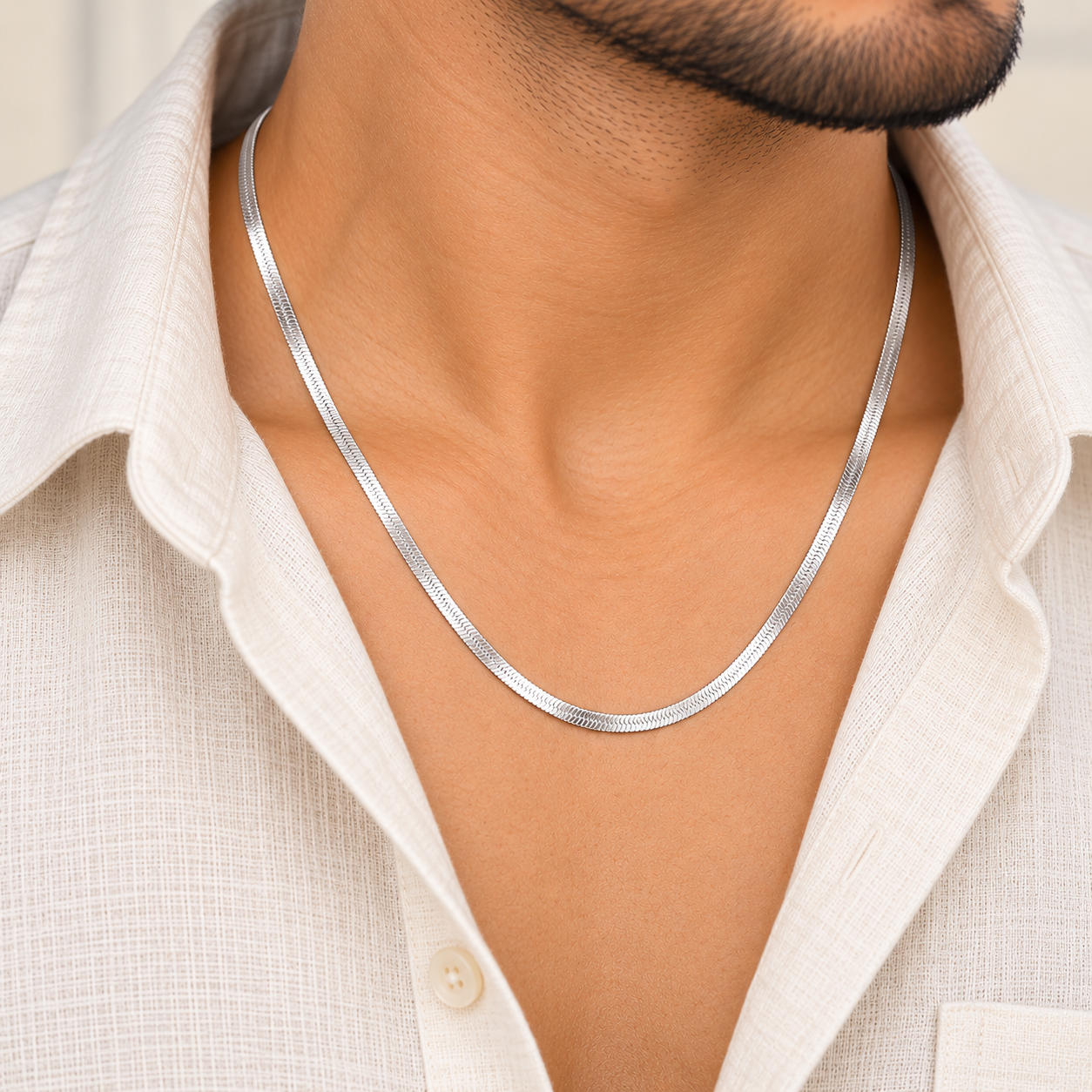 Men’s Sleek Silver Herringbone Chain