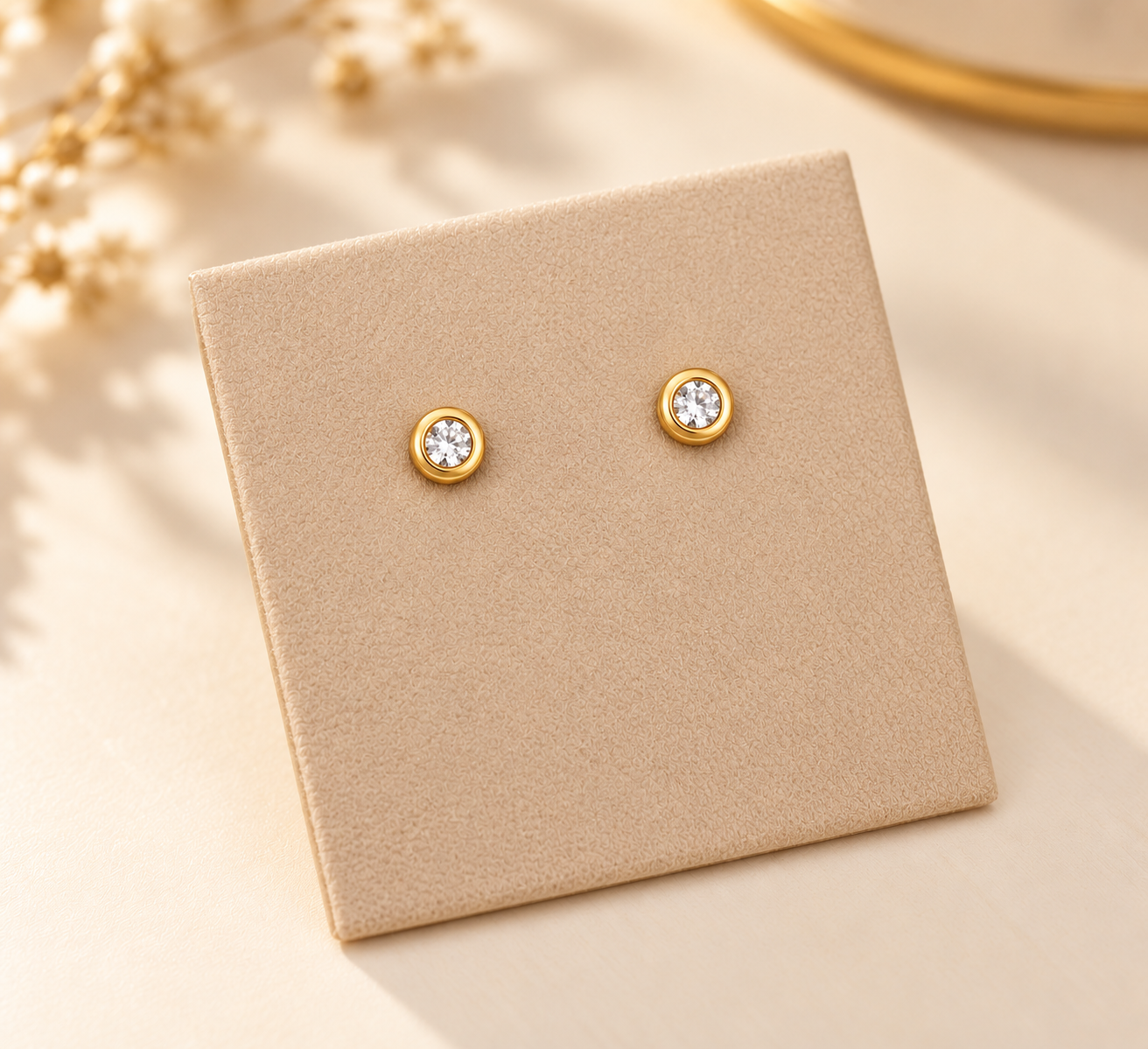 Men's Gold Stud Earring