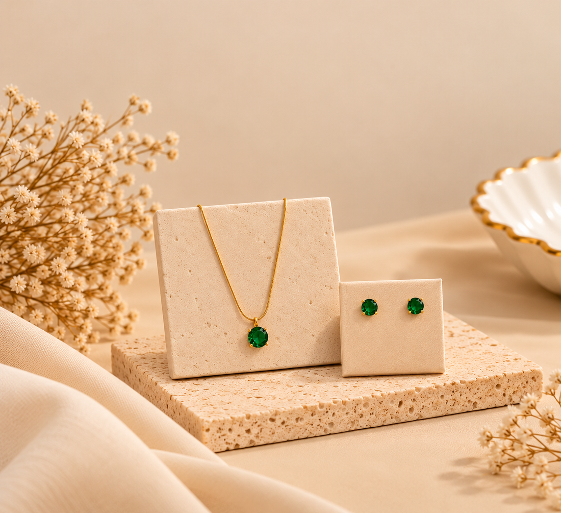 Emerald Gold Pendent with Earring Set