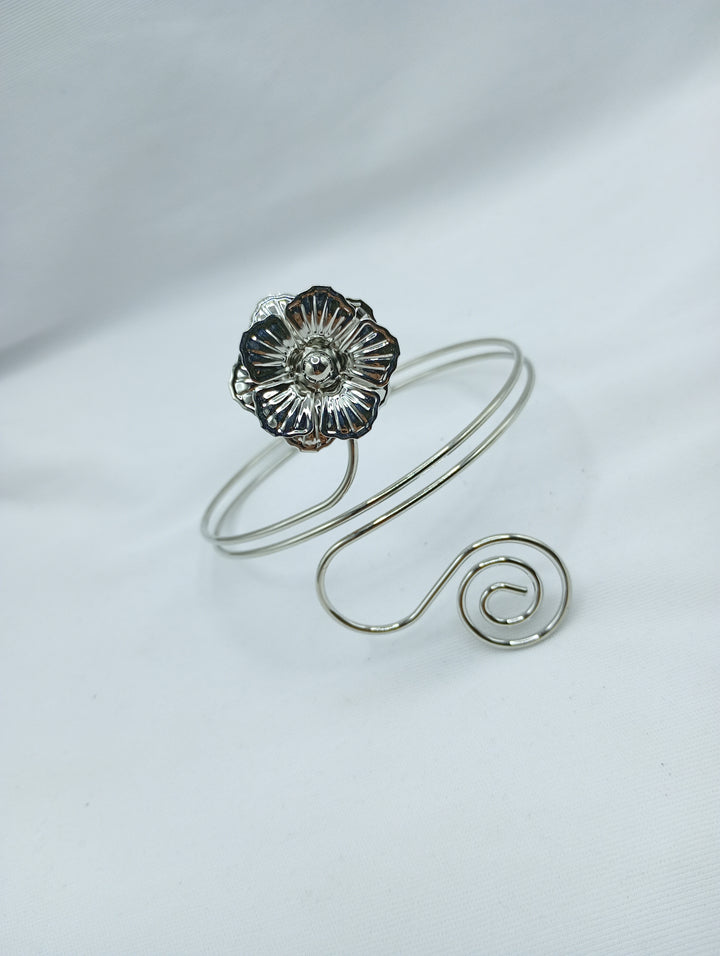 Vintage Flower & Swirl Silver Upper Arm Cuff