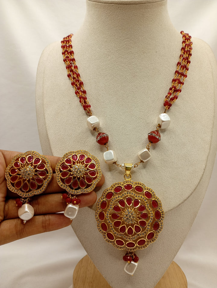 Rani Pink Floral Medallion Necklace Set
