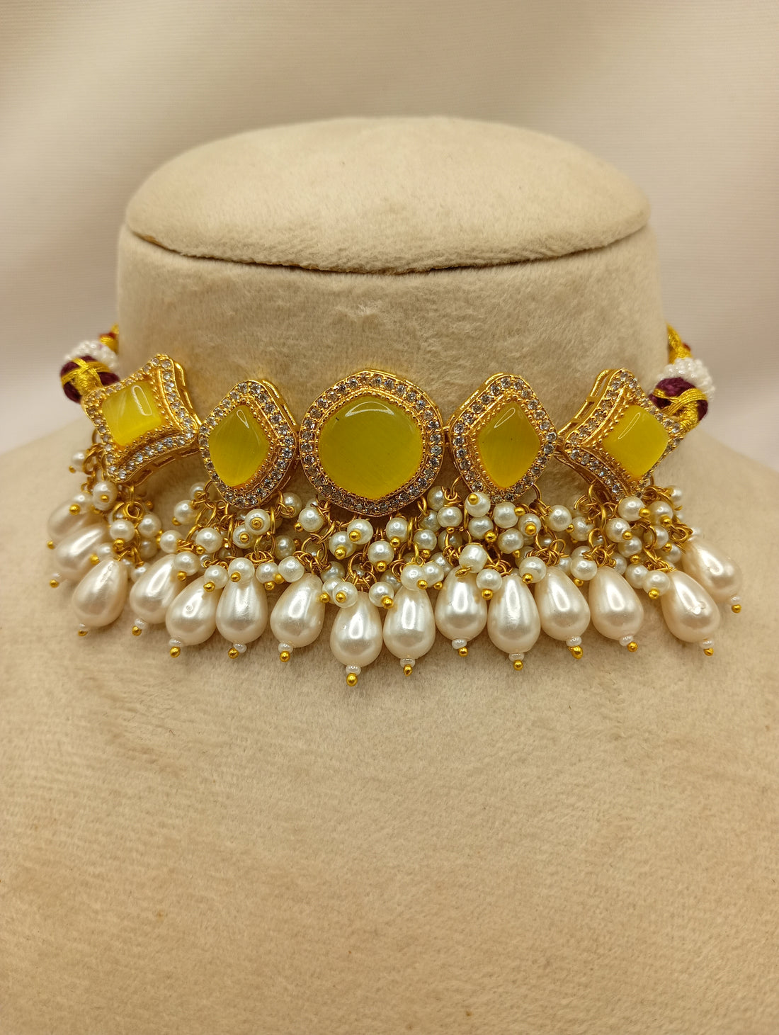 Yellow Stone Pearl Choker Set