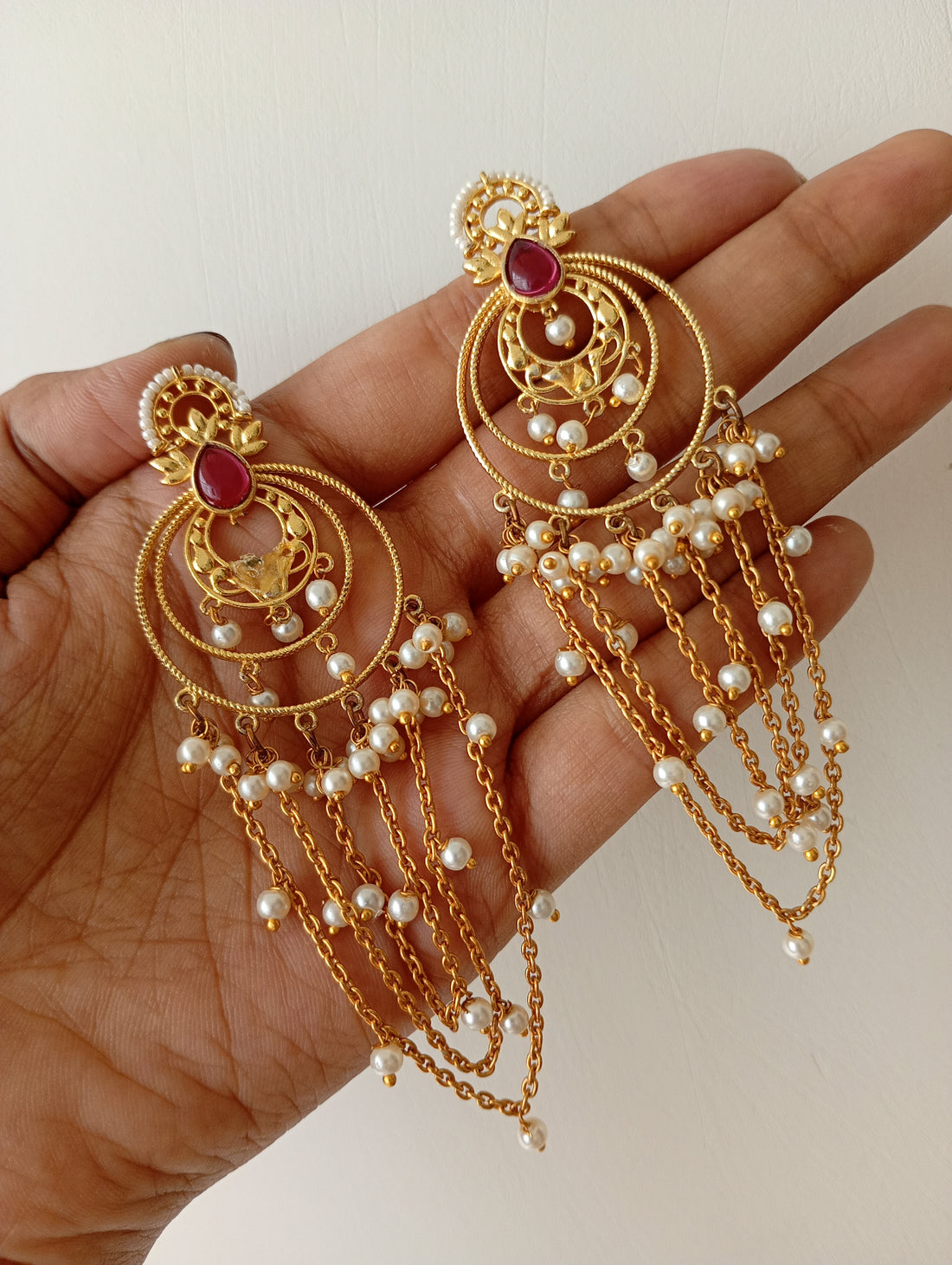 Elegant Chain With Pearl Drop Statement Earring