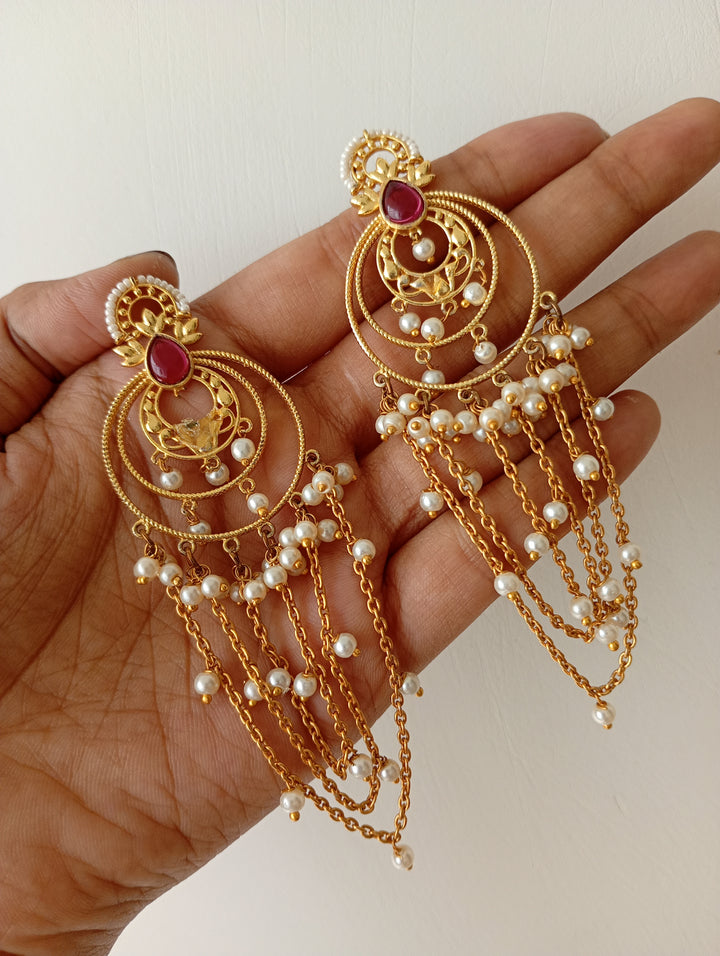 Elegant Chain With Pearl Drop Statement Earring