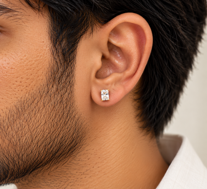 Sparkling Gold Men's Stud