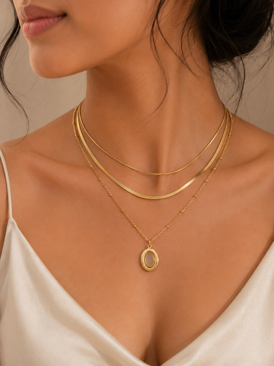 Golden Oval Pendant Layered Necklace