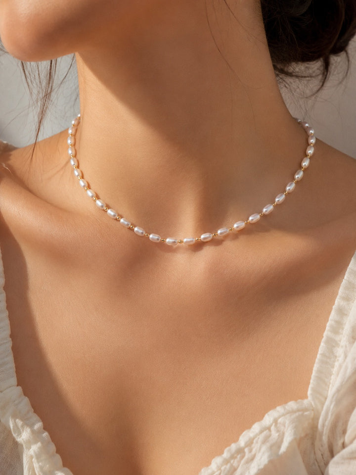 Dainty Pearl Gold Necklace
